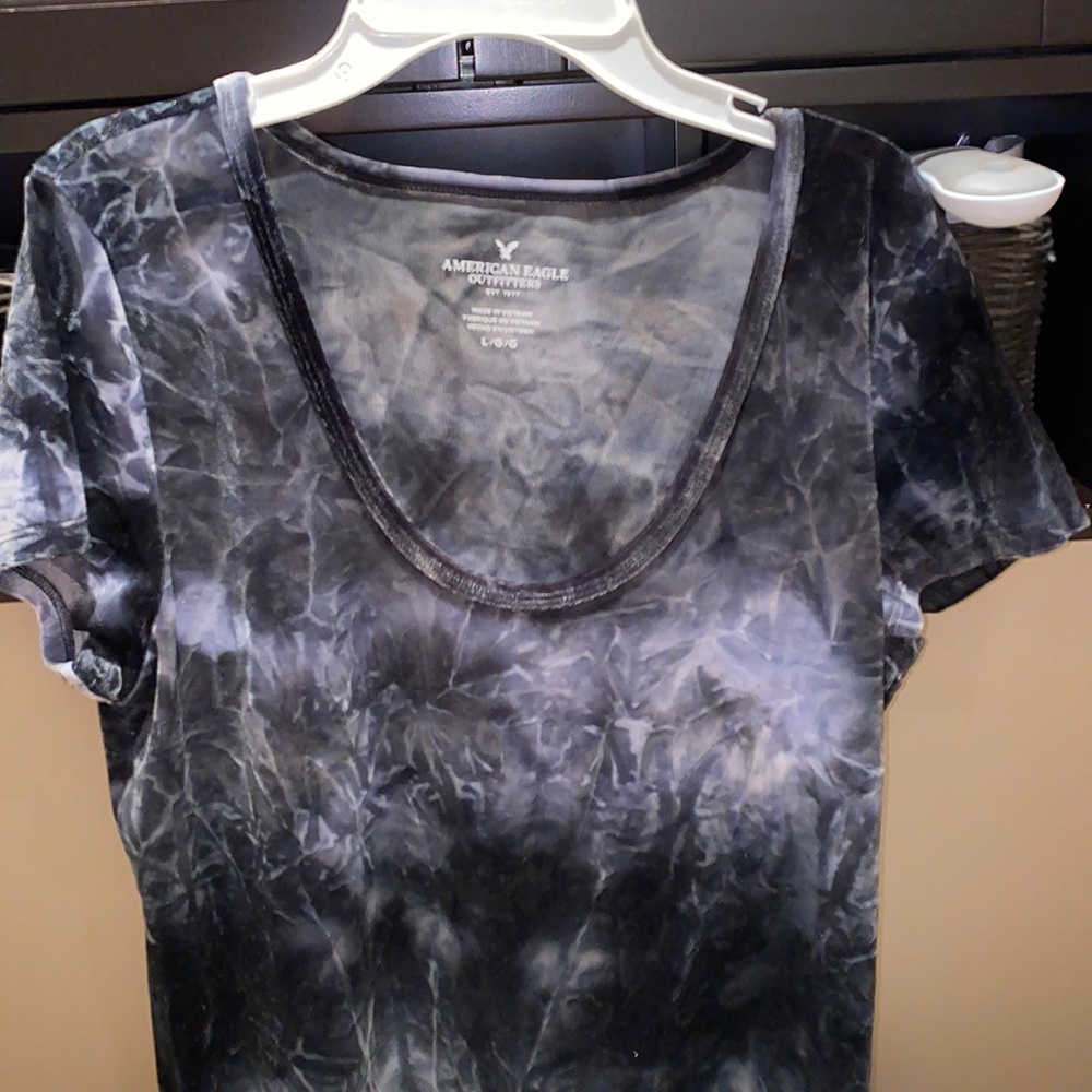 Velvet texture American eagle tshirt